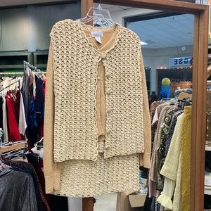 Vintage 3 piece gold, metallic thread size S
